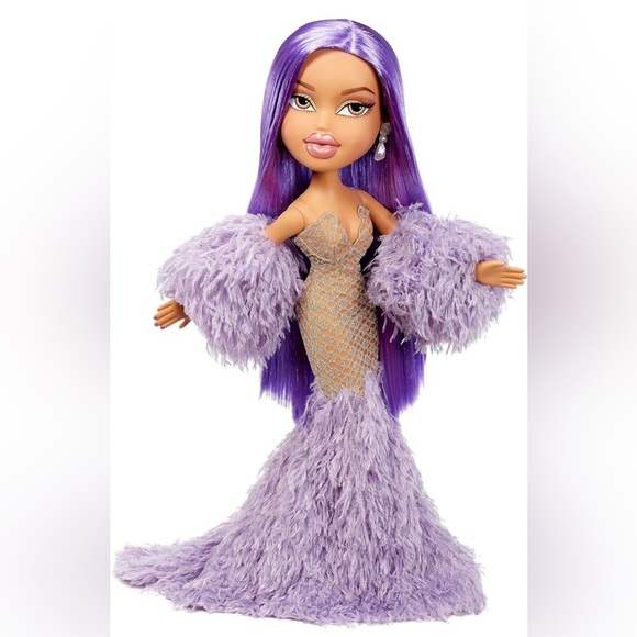 Nwt Bratz x Kylie Jenner 24-Inch Large-Scale Fashion Doll with Gown, 2 Feet Tall - Picture 3 of 12